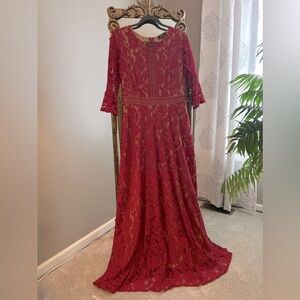 Red full lace 3/4 sleeve gown size L